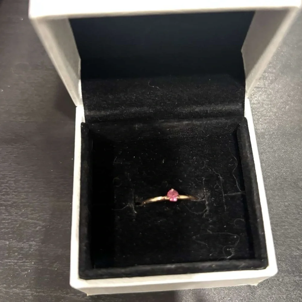Pandora Rose Ring with Pink Stone - Picture 4 of 5